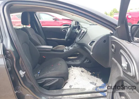 2015 Chrysler 200 Limited из США, поврежденный, VIN 1C3CCCAB1FN662126